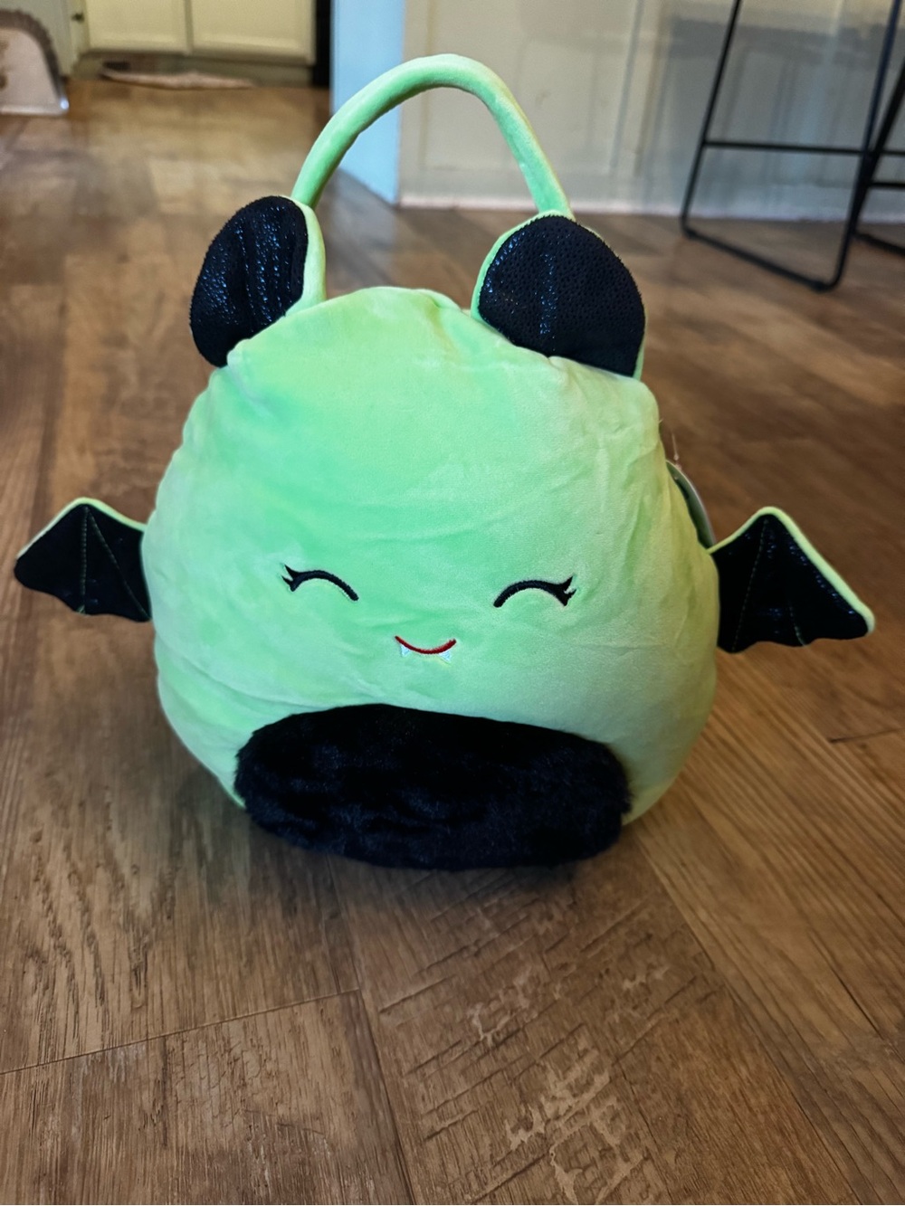 NWT Squishmallows Leap the Bat Halloween trick-or-treat pail